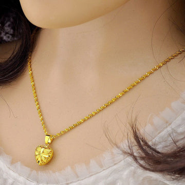 🔥Hot Sale🔥Gold Aura Heart Necklace